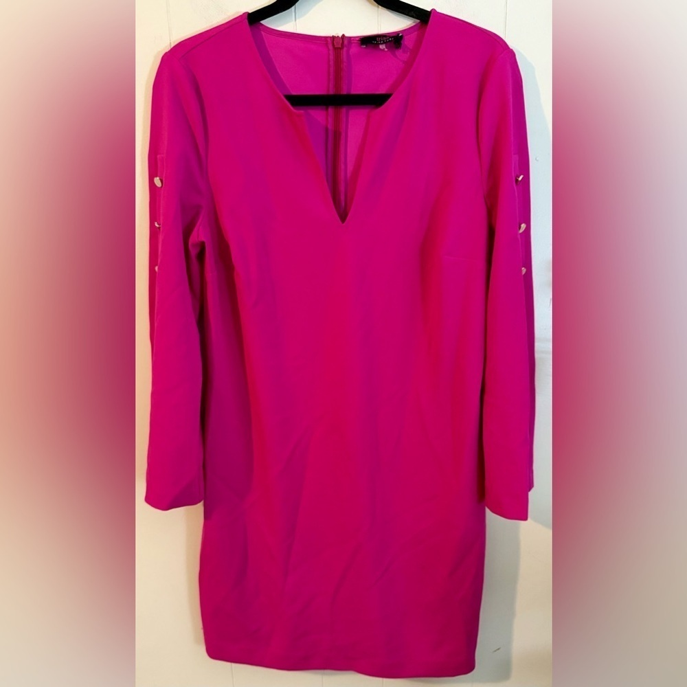 Trina Turk Hot Barbie Pink Long Statement Sleeve Split Neck Shift Dress 8 - Picture 1 of 11